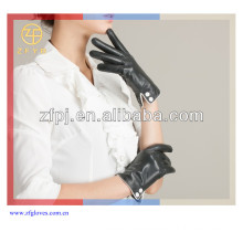 Fashion lady sheepskin polishing glove